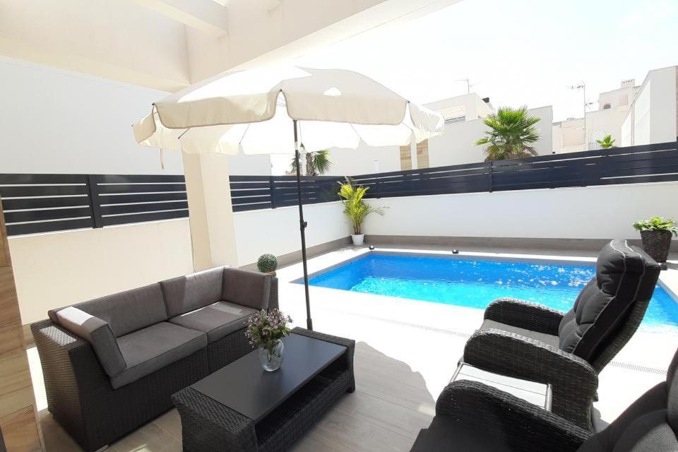 Villa Wilhelmina Торевиеха Екстериор снимка